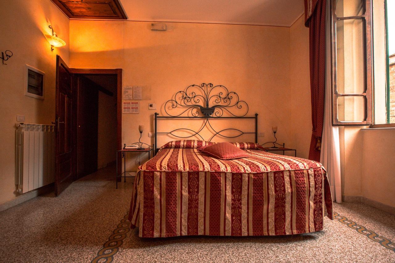 Albergo Guastini Pitigliano Exterior photo